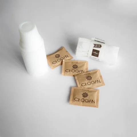 CHOGAN – LITALIANI – KIT 100 Kapseln (brauner Zucker, Kaffeepaddel, kleine Tassen) – Produktbild