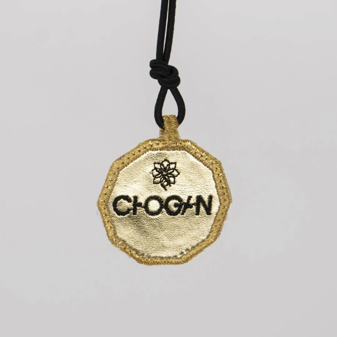 CHOGAN – Olfazeta – CHOGAN PATCH Biomagnetischer oszillierender Anhänger, goldfarben – 0.3 g – Produktbild
